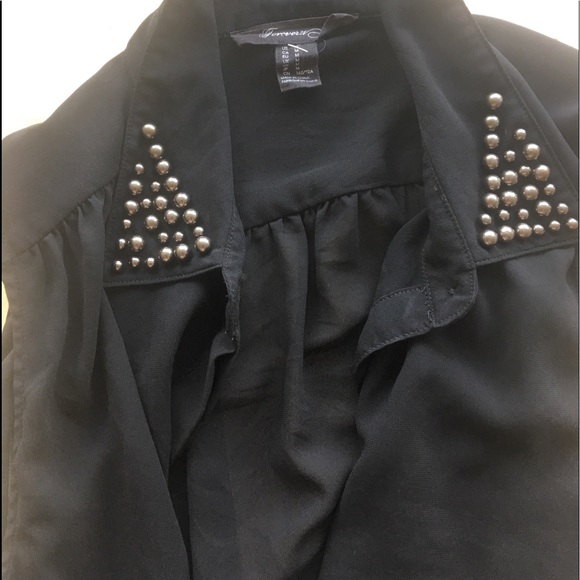 Studded collar forever 21 sleeveless top - Picture 3 of 4